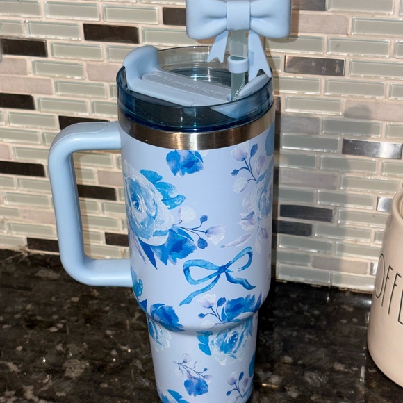 Lil Peach Layne 40oz Stainless Steel Tumbler Floral Blue with Straw and Bow - Picture 2 of 8